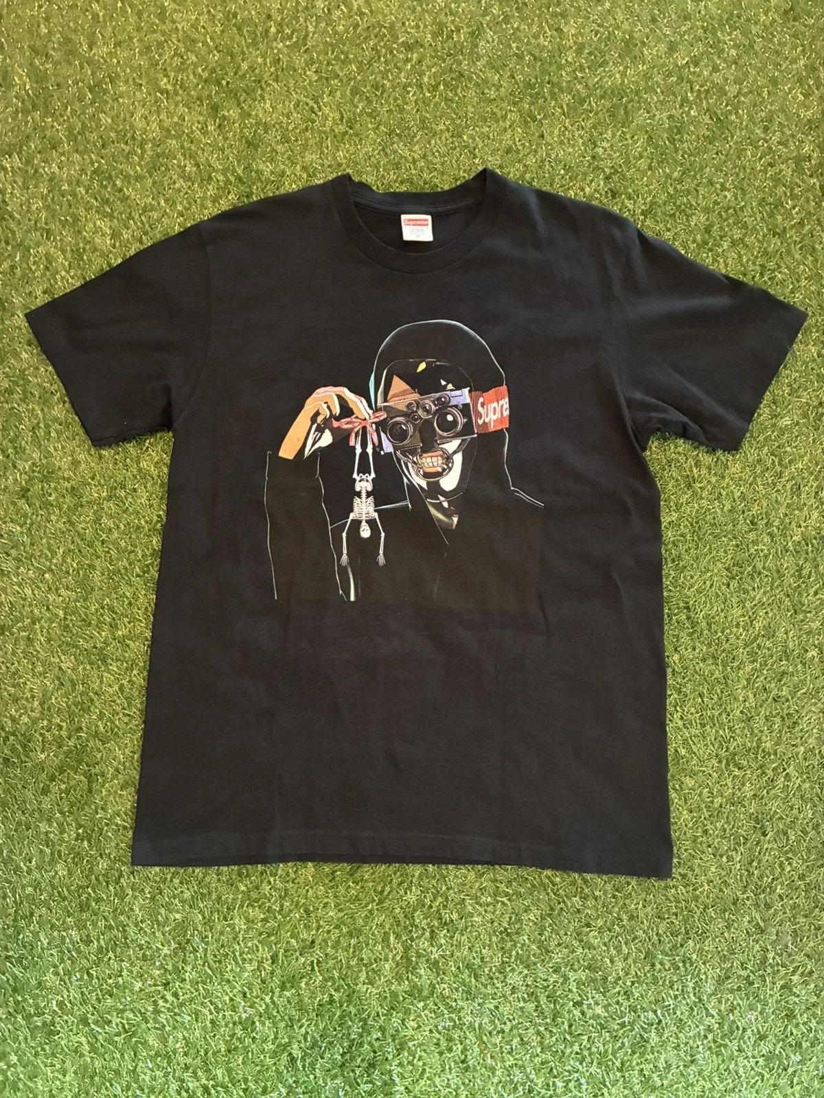 Supreme — Supreme Creeper Tee — streetwear — resale