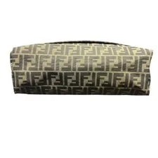 Fendi Mamma Bucket Body 3