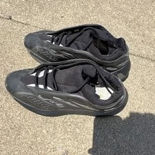 Yeezy 700 V3 Alvah 2
