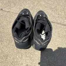 Yeezy 700 V3 Alvah 3