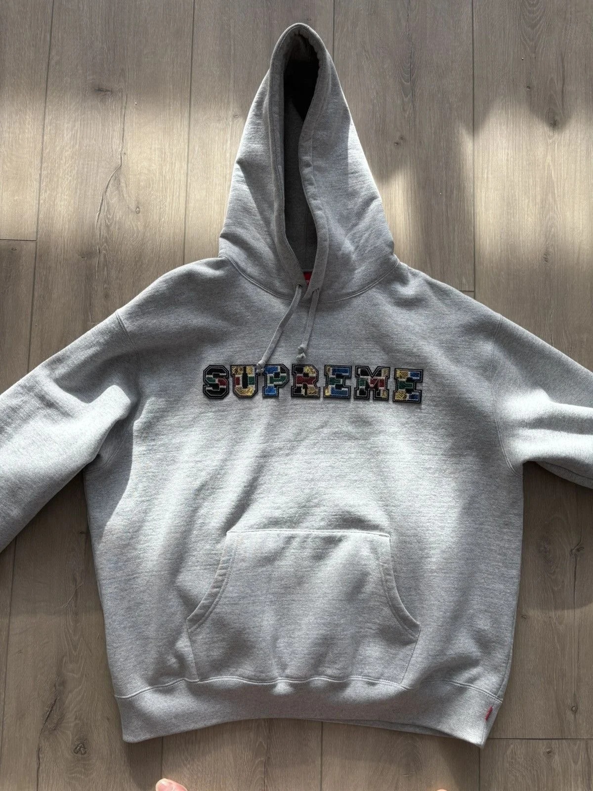 Supreme — Supreme Hoodie Logo — streetwear — resale