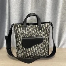 Dior — Dior Saddle With Embroidered - Very Good #Zsvmur — Handbag — resale