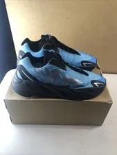 Adidas Yeezy Boost 700 Mnvn Bright Cyan Size 11 US 3