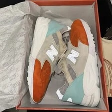 New Balance — New Balance 990v2 Kith X Cyclades — Sneaker — resale