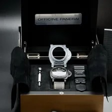 2018 Panerai Luminor 10 Days GMT 44MM Black Dial Leather Strap B/P PAM00335 2