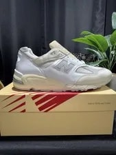 New Balance — New Balance 990v2 Aime Leon Dore — Sneaker — resale