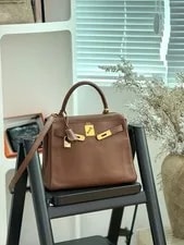 Hermès Kelly 28 Crossbody 3
