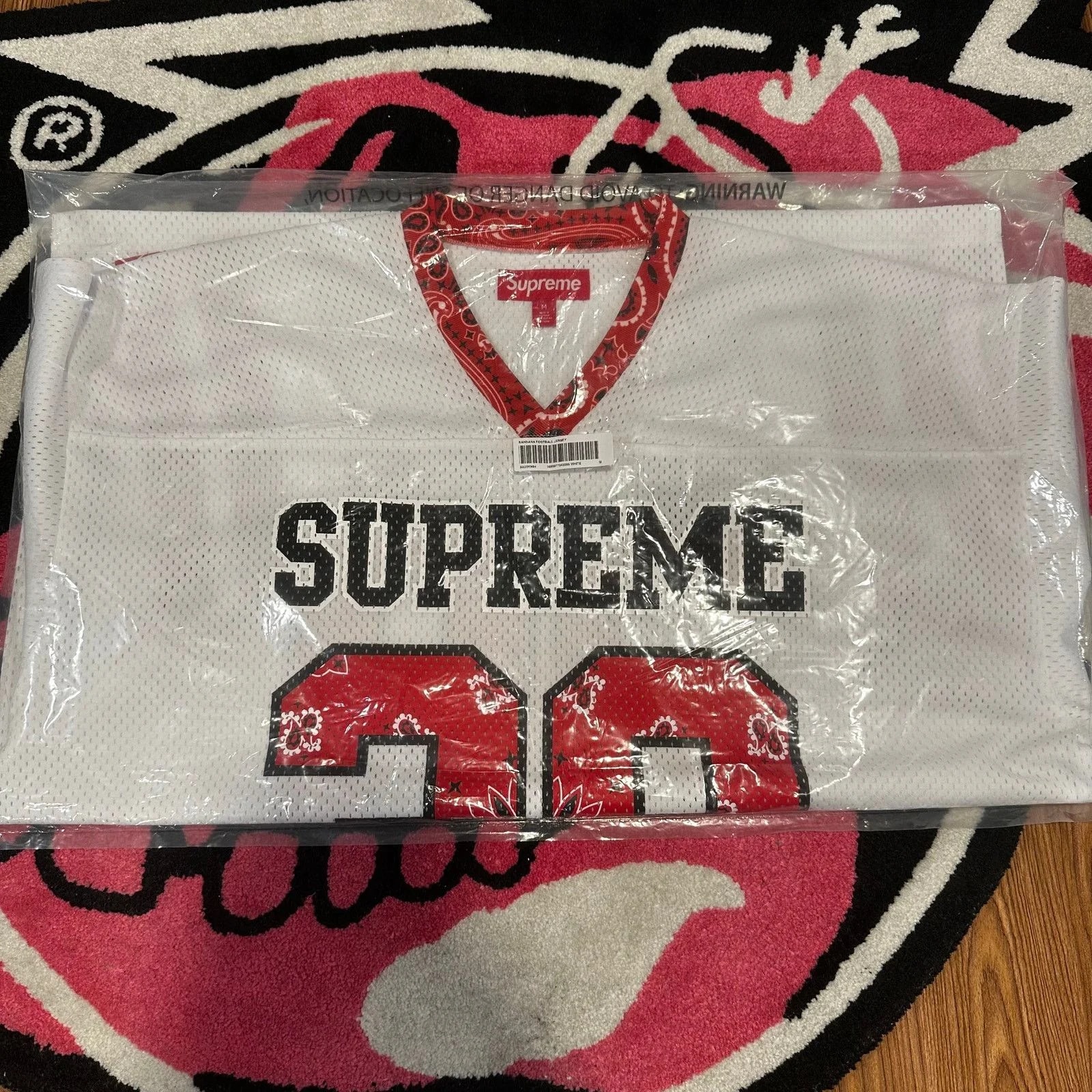Supreme — Supreme Bandana Football – — streetwear — resale