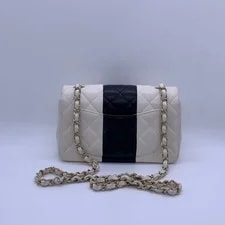 Chanel 22C Rectangular Flap GHW NFC Chip 2