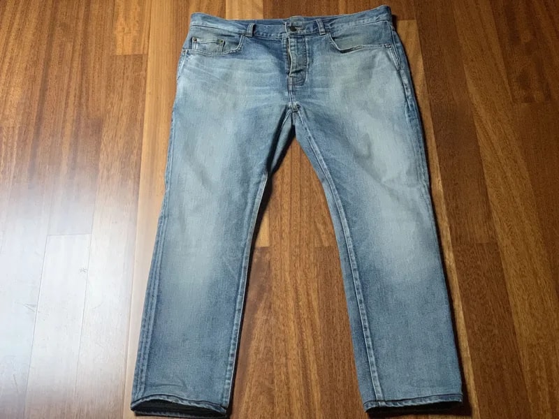 Saint Laurent — Saint Laurent Paris D24 Skinny Jeans IN Washed — Handbag — resale