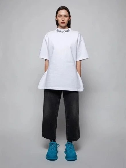 Balenciaga — Balenciaga Scribble Curve Oversized Tshirt — streetwear — resale