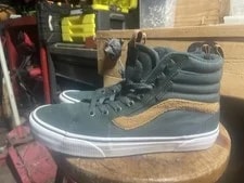 Vans — Vans High Top Lace-Up Outsole — Sneaker — resale