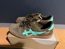 Asics — Asics Skyhand OG 8US/7UK Near , Model — Sneaker — resale