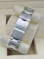 Rolex Submariner Black Dial on Oyster 126610LN Complete 2024 4