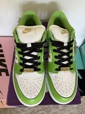 Nike SB Dunk Low OG QS X Supreme Mean DH3228-101 2