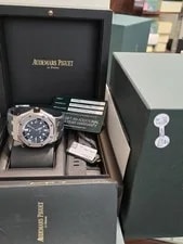 Audemars Piguet Royal Oak Offshore Diver 15720ST.OO.A027CA.01 42MM S/S Diver.B/P 2