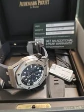 Audemars Piguet Royal Oak Offshore Diver 15720ST.OO.A027CA.01 42MM S/S Diver.B/P 3