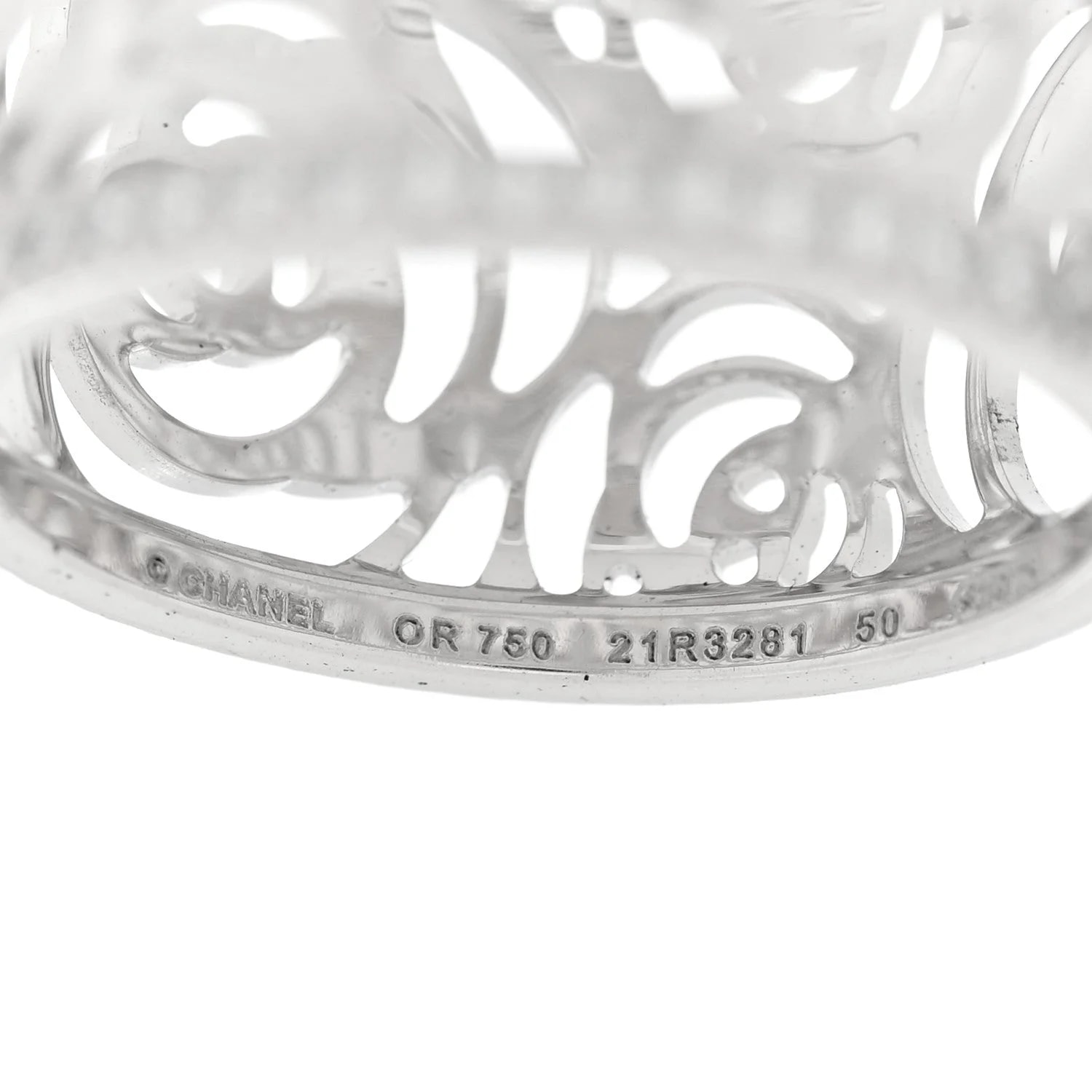 18K White Gold Camellia Ajoure Band 50 5.5 4