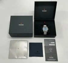Tudor — Tudor Black Bay 79660 S Automatic A5699 — Watch — resale