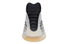 Yeezy Qntm Sea 3