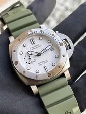Panerai — Panerai Automatic Submersible Pam 1595 QuarantaQuattro Bianco, 44mm — Watch — resale