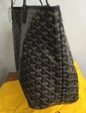 Goyard and Chevron Size M 2