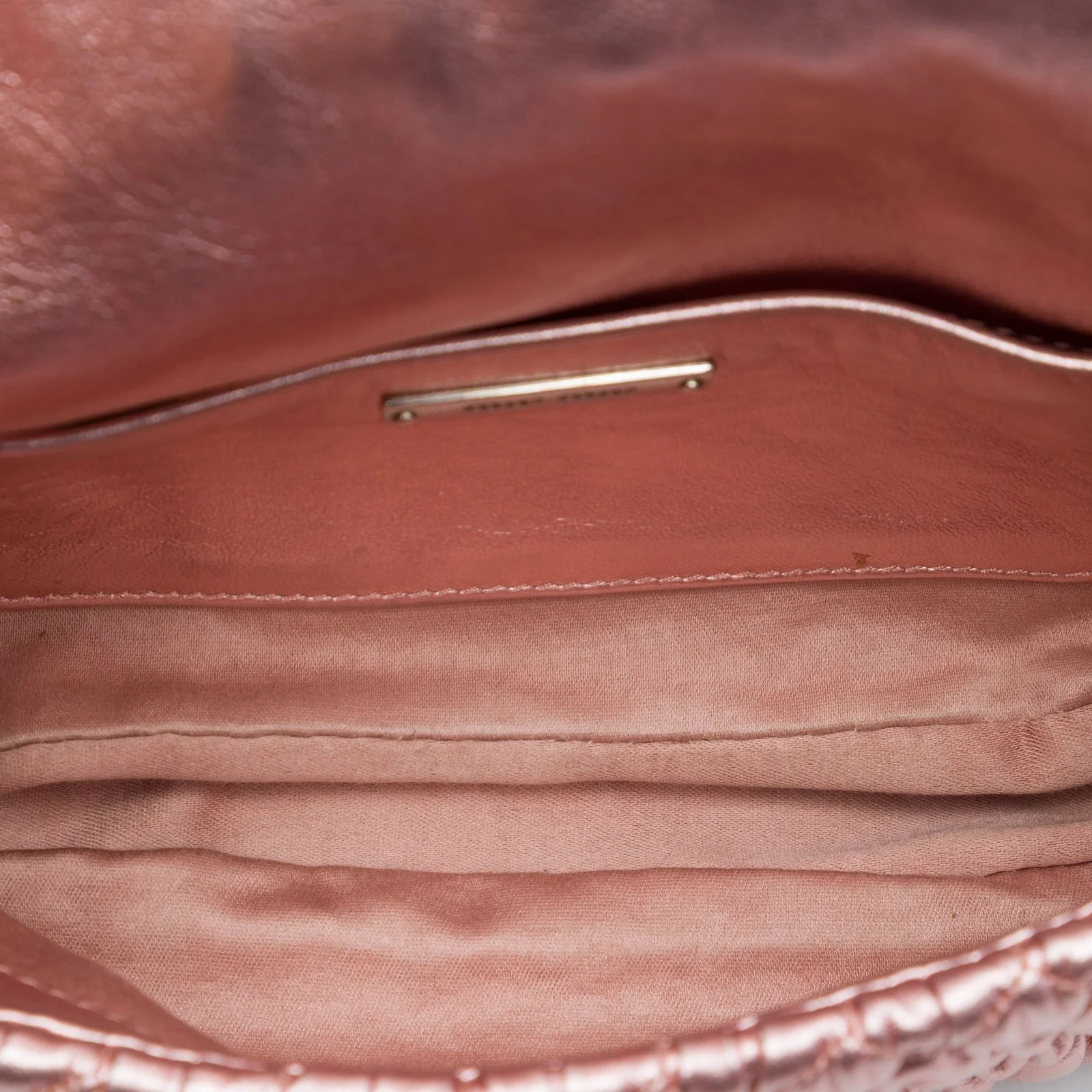 Matelasse Metallic Chain Satchel 4