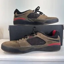 Nike SB Ishod Wair Sz 11.5 Light DC7232-300 2