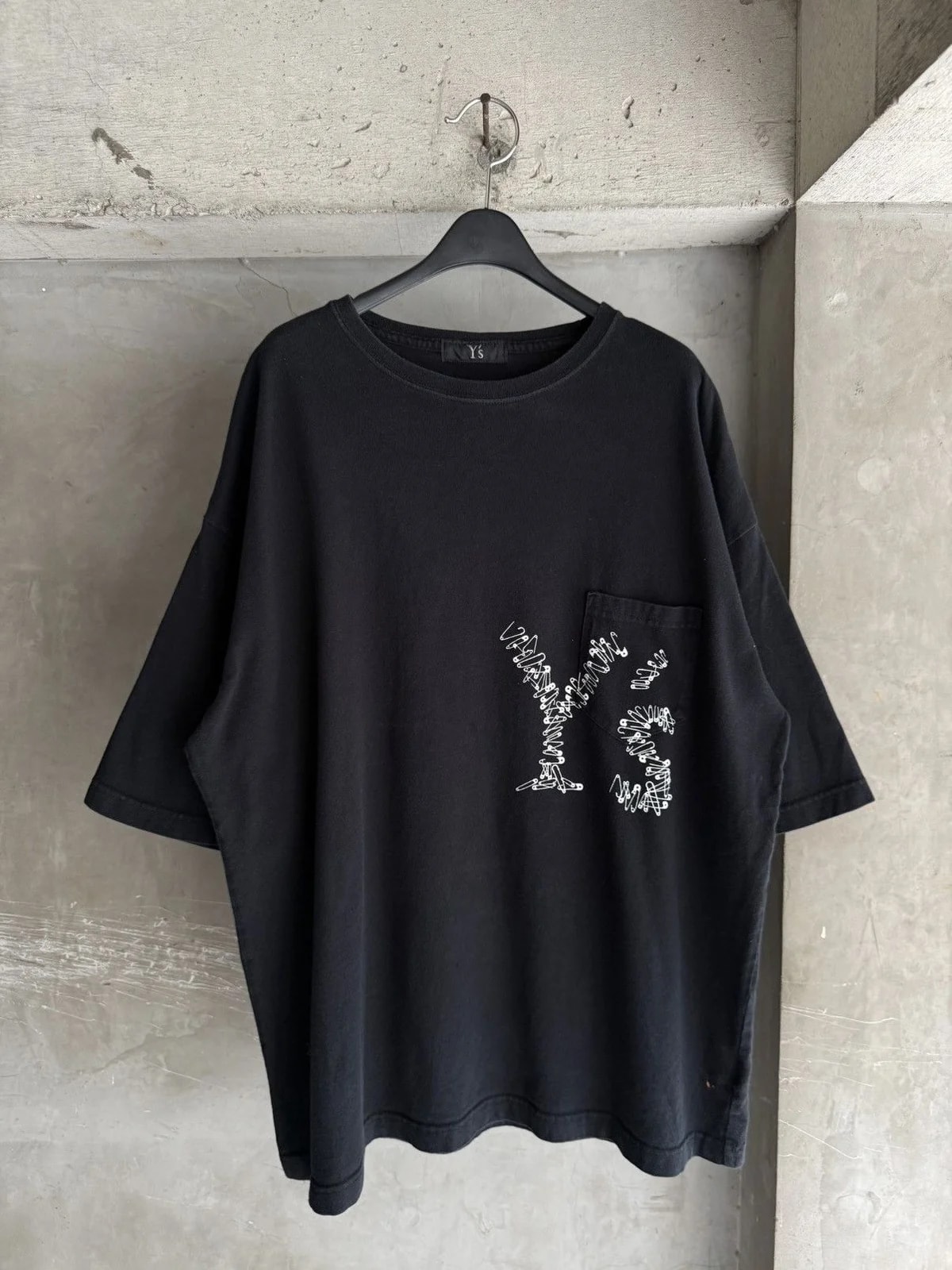 Yohji Yamamoto — Y's Yohji Yamamoto 19SS Safety Pin Logo Pocket T-Shirt — streetwear — resale