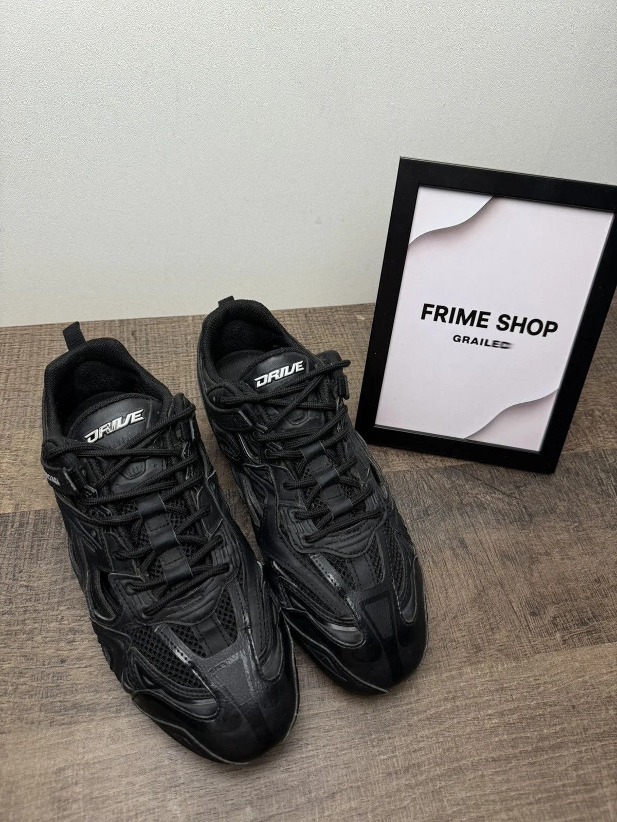 Balenciaga — Balenciaga Drive Smeakers — Sneaker — resale