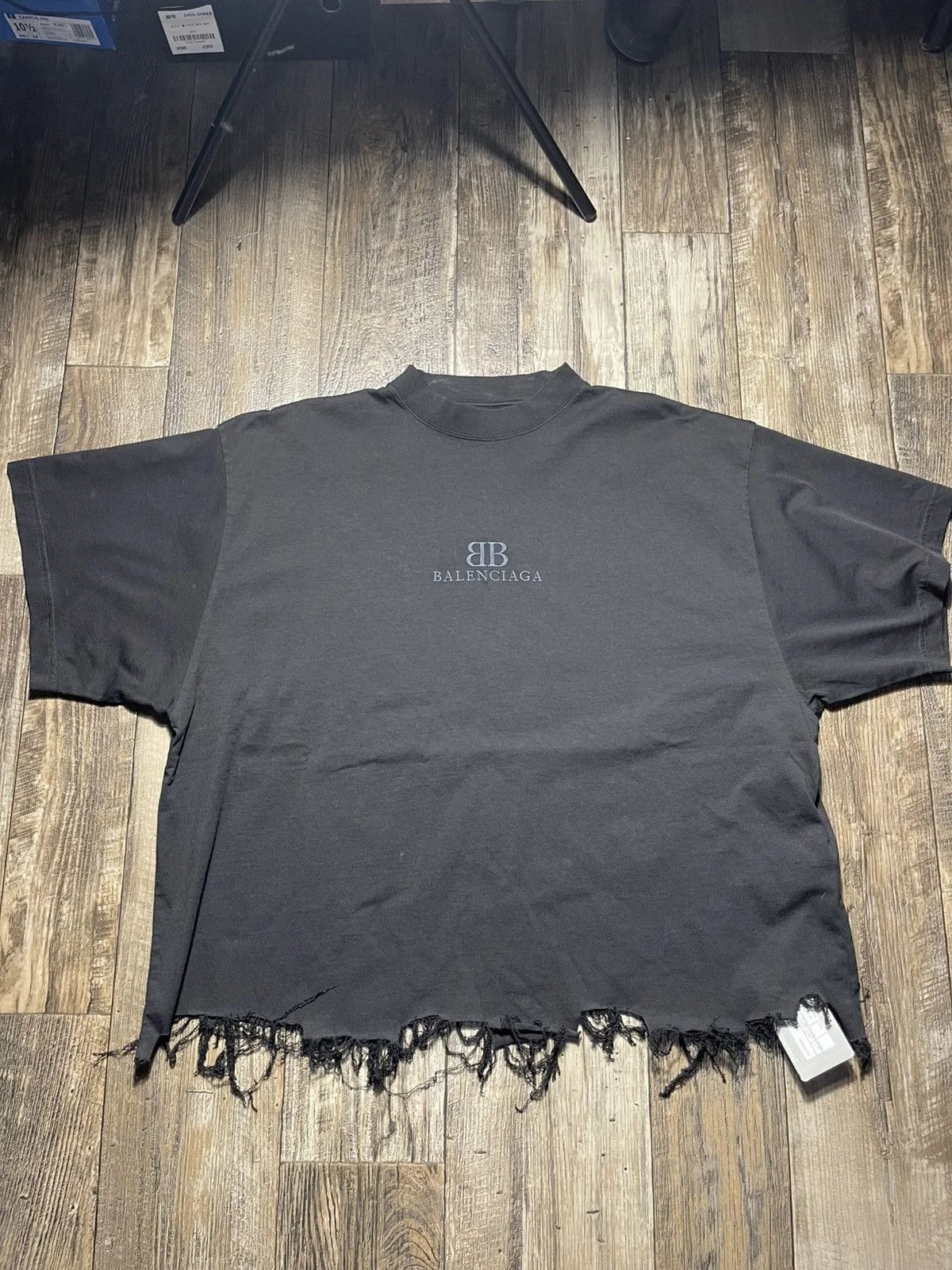 Balenciaga — Balenciaga Cut Cropped Tee — streetwear — resale