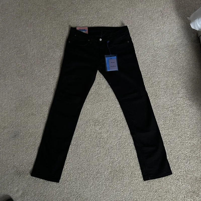 Max Stay Black Jeans — Clothing — resale
