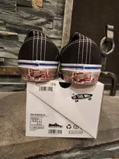 Vans Gallery Dept Art That Kills 3