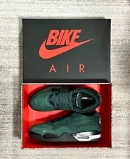 Nigel Sylvester X Air Jordan 4 RM Grandma's Driveway HF4334-300 Fence 4