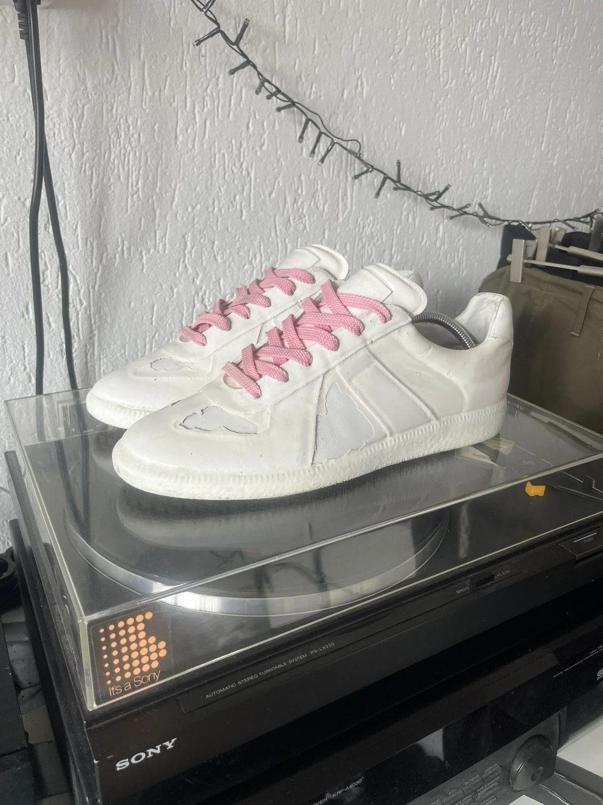 Maison Martin Margiela — Maison Martin Margiela Replica Gats — Sneaker — resale