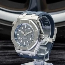 Audemars Piguet Royal Oak Offshore Diver 15720ST 2022 | Full Set + 2 Straps 4