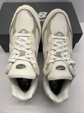 New Balance Classics 2002R Size 9/ Wms 10.5 New 2