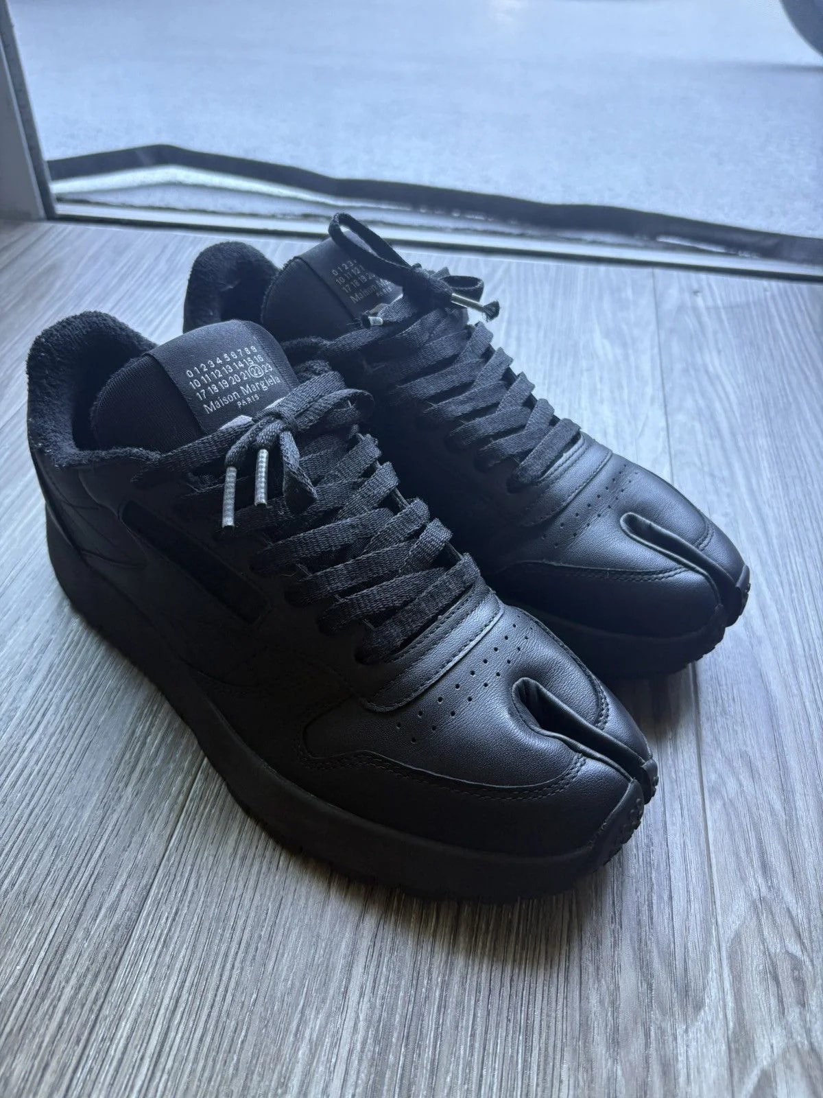 Reebok — Reebok X Maison Margiela Classic Leather Tabi — Sneaker — resale