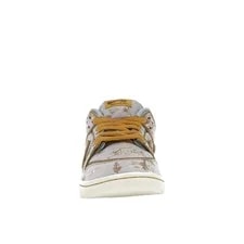Size 9.5 Nike SB Dunk Low City of Style 2