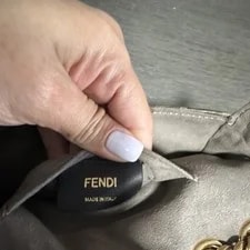 Fendi Logo Small / Flap Crossbody Magnetic, Detachable Strap 2