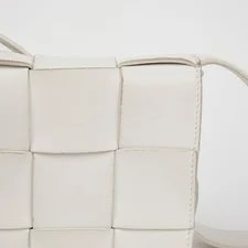Bottega Veneta 578004 Cassette Crossbody 145696694 3