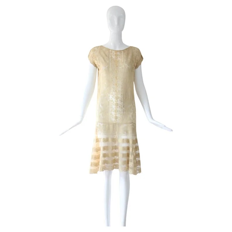 1920's Floral Lace Day Dress 1920s Lace Dress UK 8-10 US 4-6 — Clothing — resale