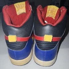 Nike SB Dunk High Comic 3