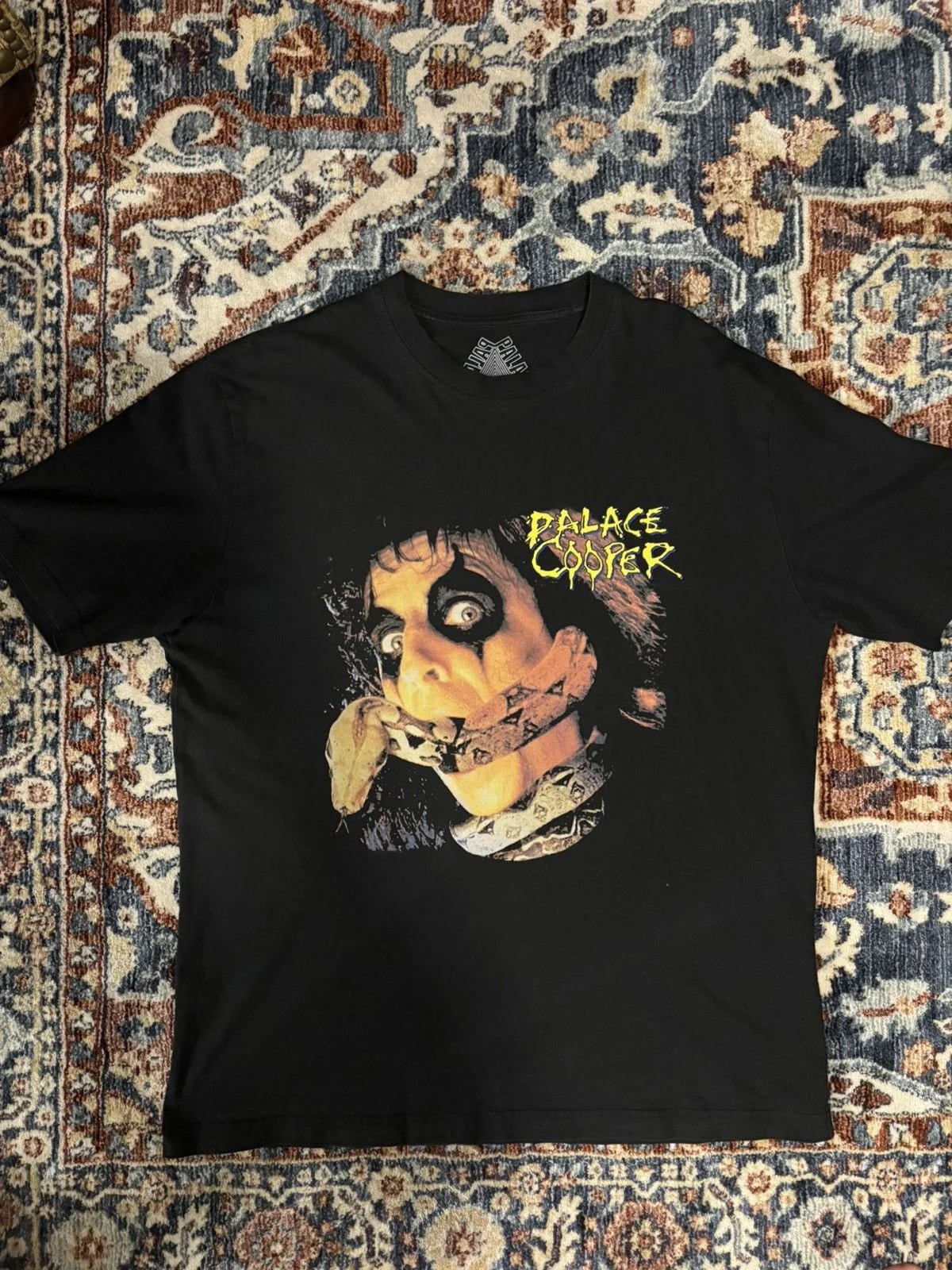Palace — Palace Shirt — streetwear — resale
