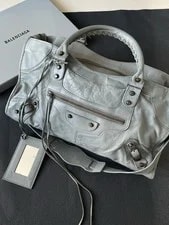 Balenciaga — Balenciaga Classic Motorcycle City Large Misty Distressed Crossbod — Handbag — resale