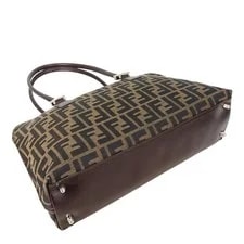 Fendi Studs Auth 4