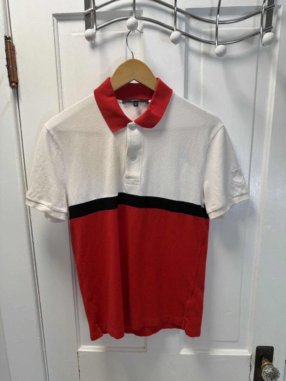 Gucci — Gucci Crest Polo — streetwear — resale