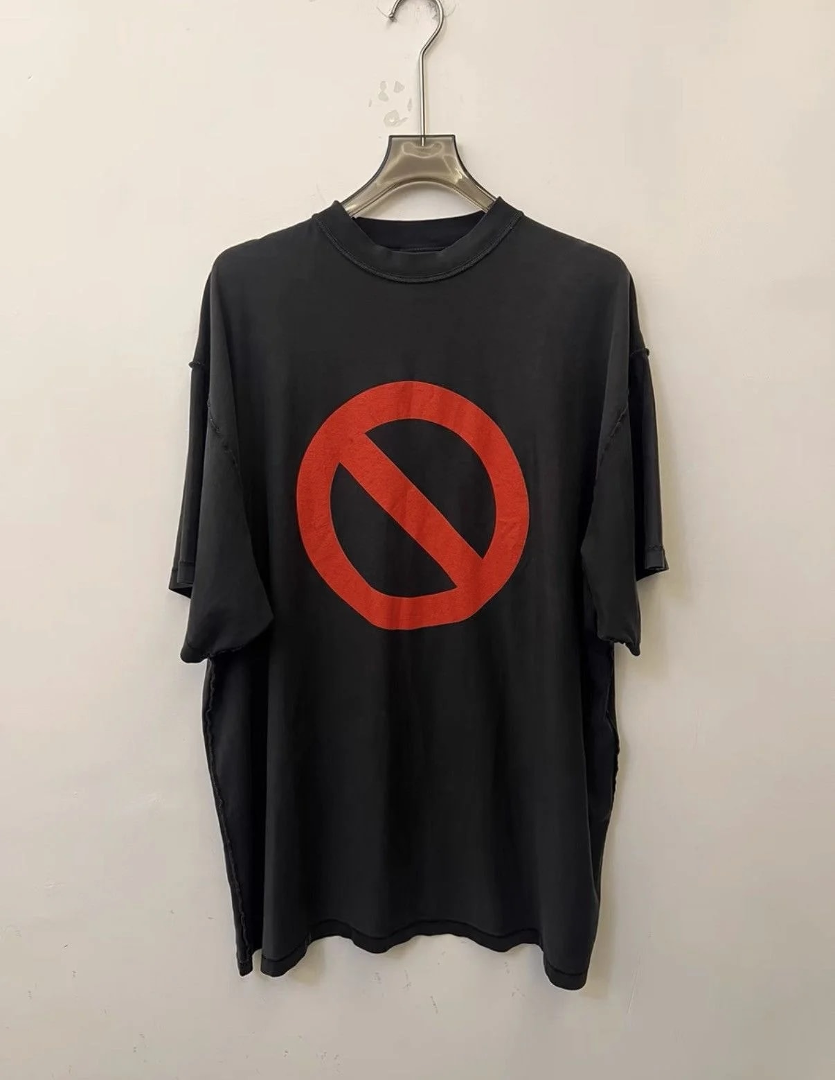 Balenciaga — Balenciaga Collection Logo Print Short Sleeve T-shirt K47 — streetwear — resale