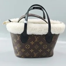 Authentic Louis Vuitton Neverfull Limited Edition With Strap & 3