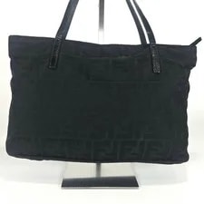 Fendi A4 32cm 3